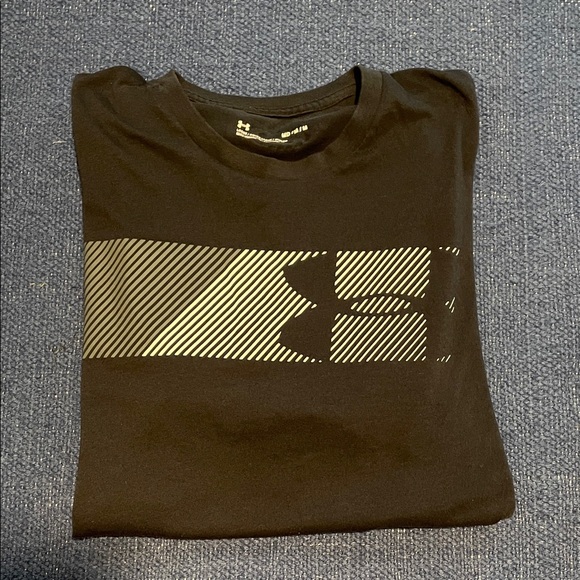 Under Armour Men's Black Tee with Silver Logo - Picture 1 of 4